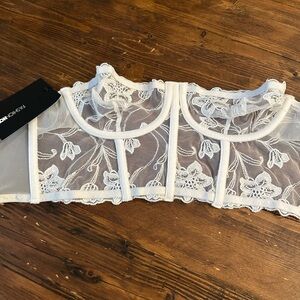 White bandeau top lace